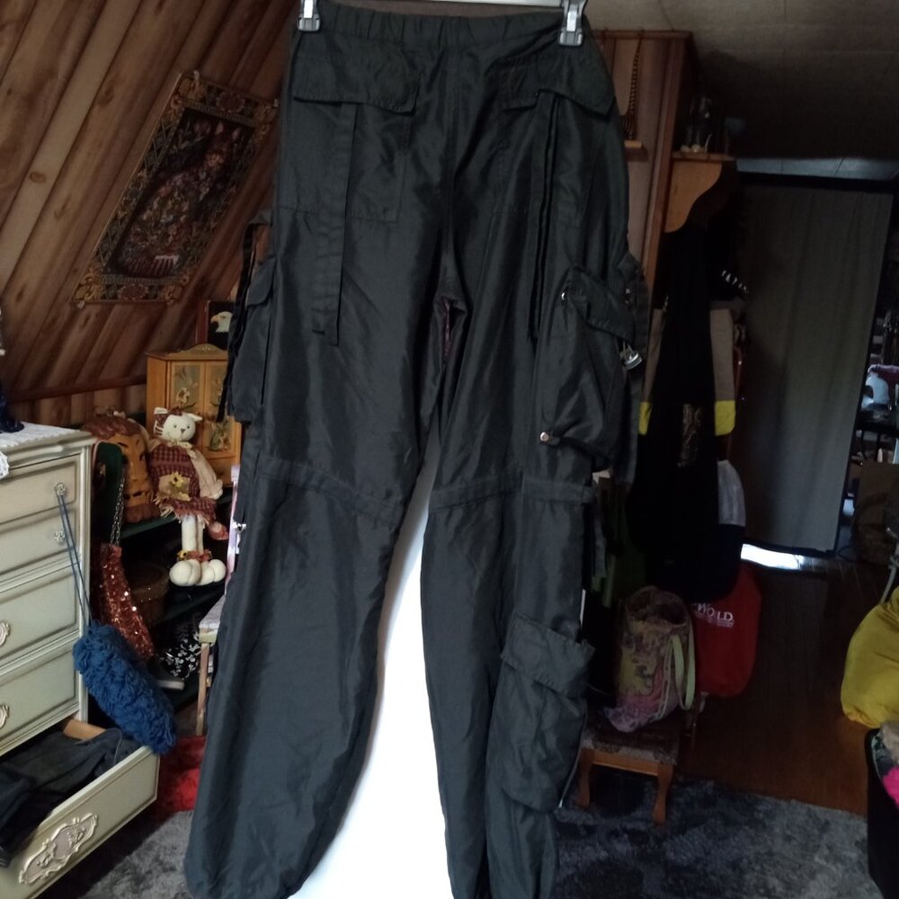 Super cool pants - Picture 3 of 11